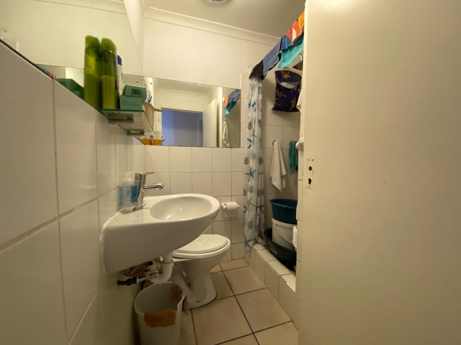 2 Bedroom Property for Sale in Fairfield Estate Western Cape